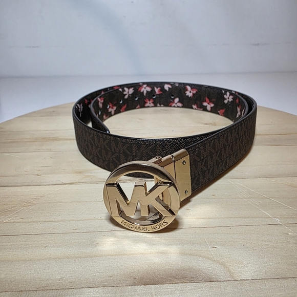 MICHAEL KORS Women’s MK Logo Twist Reversible Floral Print & Brown Logo 39.5 In - Picture 1 of 11